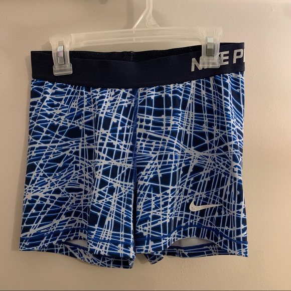 Nike Pants - Nike Pro spandex shorts 3’